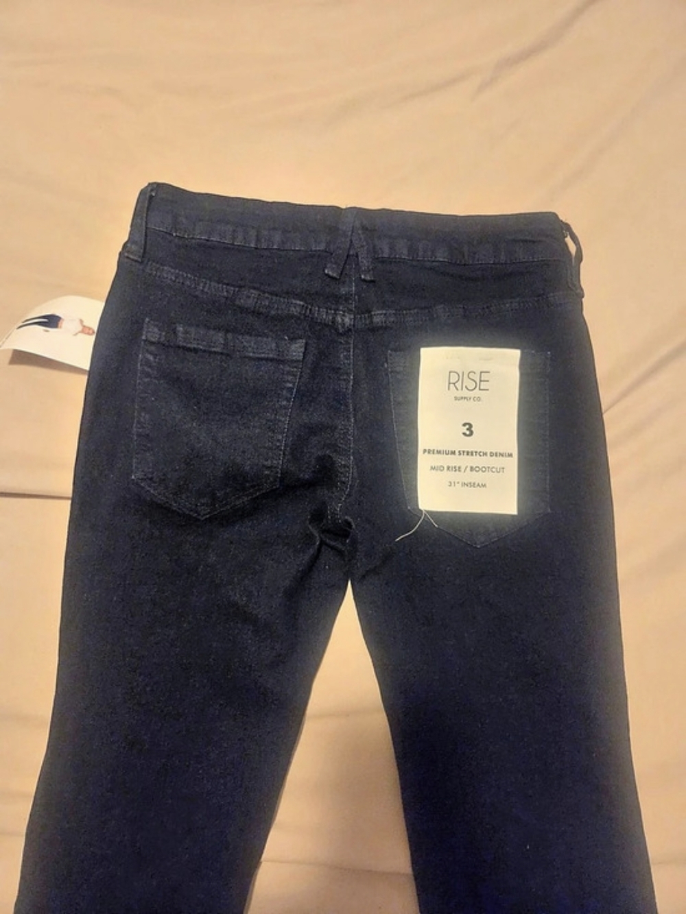 RISE Rosa Flare Jeans - Picture 4 of 4